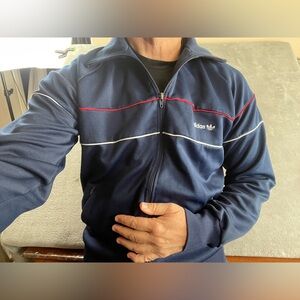 Vintage Adidas Trefoil track jacket tagged L FITS MEDIUM Made in Taiwan Blue